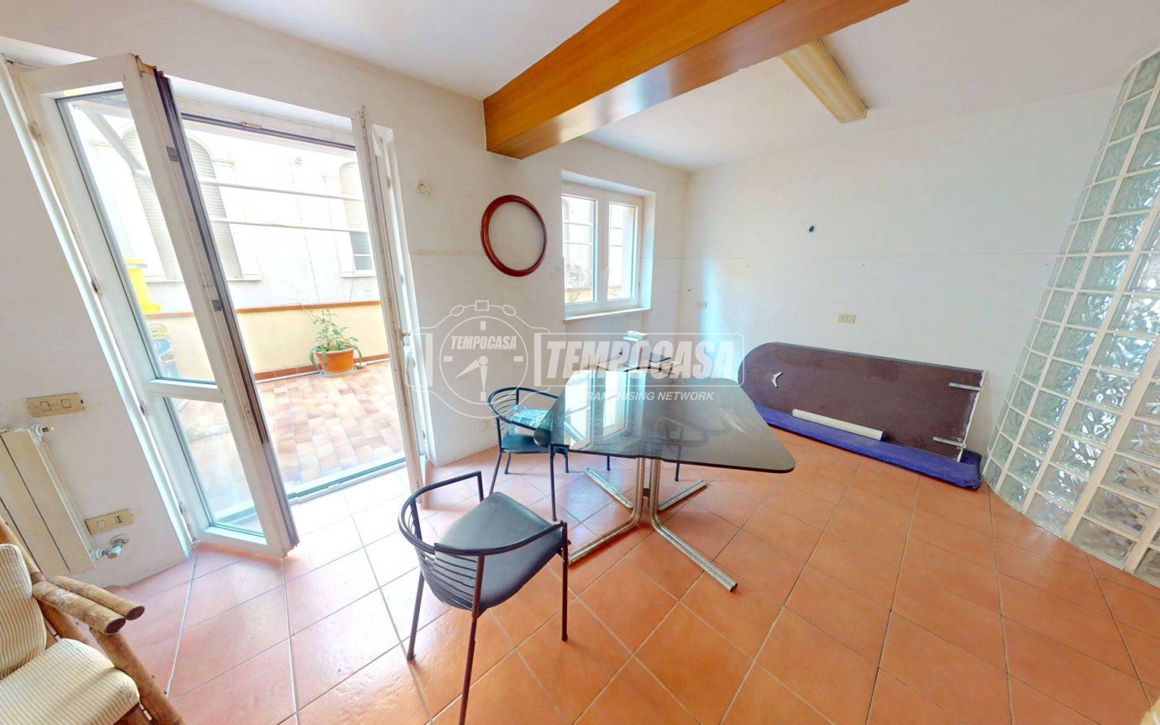 Four-Room Apartment in Pescara, Via Teramo - 4
