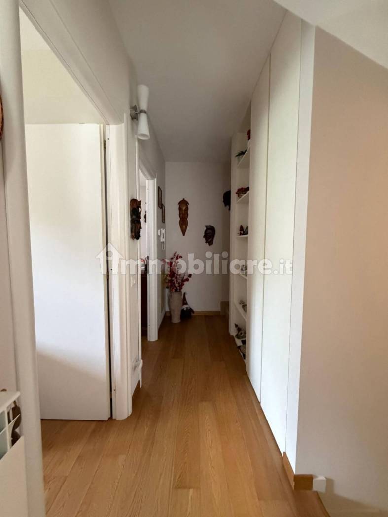 Semi-Detached Villa in Montesilvano Colle - 4