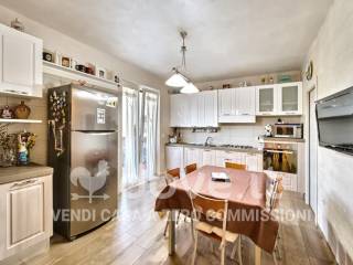 Zrekonstruovaná vila se zahradou a bazénem v Matera - 4