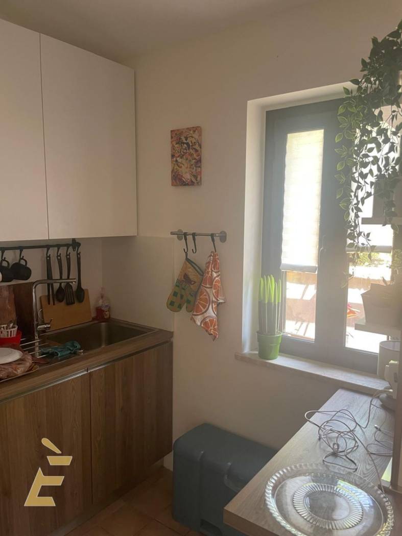 Zrekonstruovaná vila se zahradou a bazény v Capo Vaticano - 4