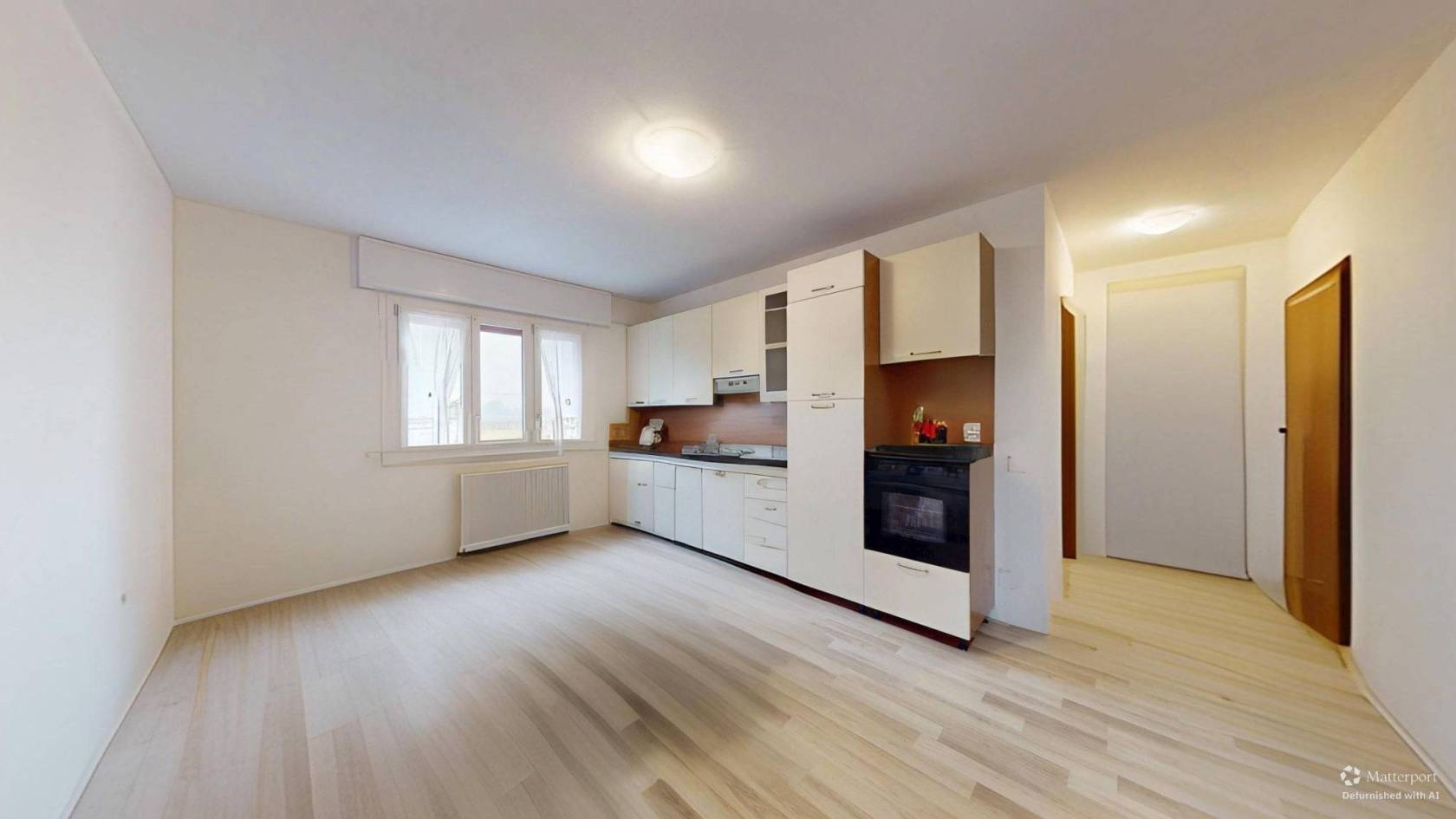 Renovated Two-Bedroom Apartment in Upgraded Building in Novi di Modena - 4