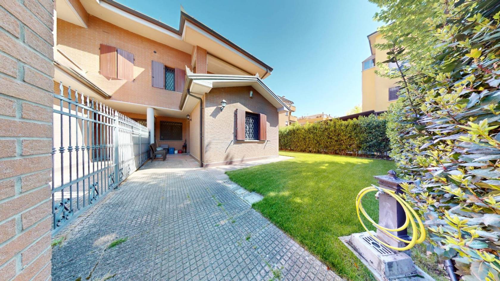 Multi-Family Villa with Large Private Courtyard in Funo di Argelato - 2
