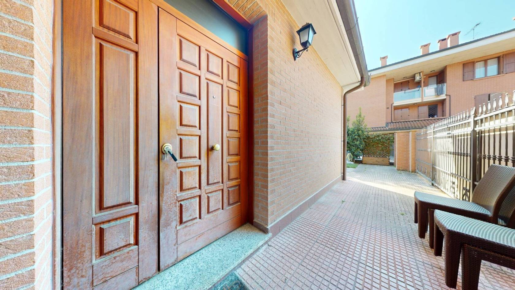 Multi-Family Villa with Large Private Courtyard in Funo di Argelato - 3
