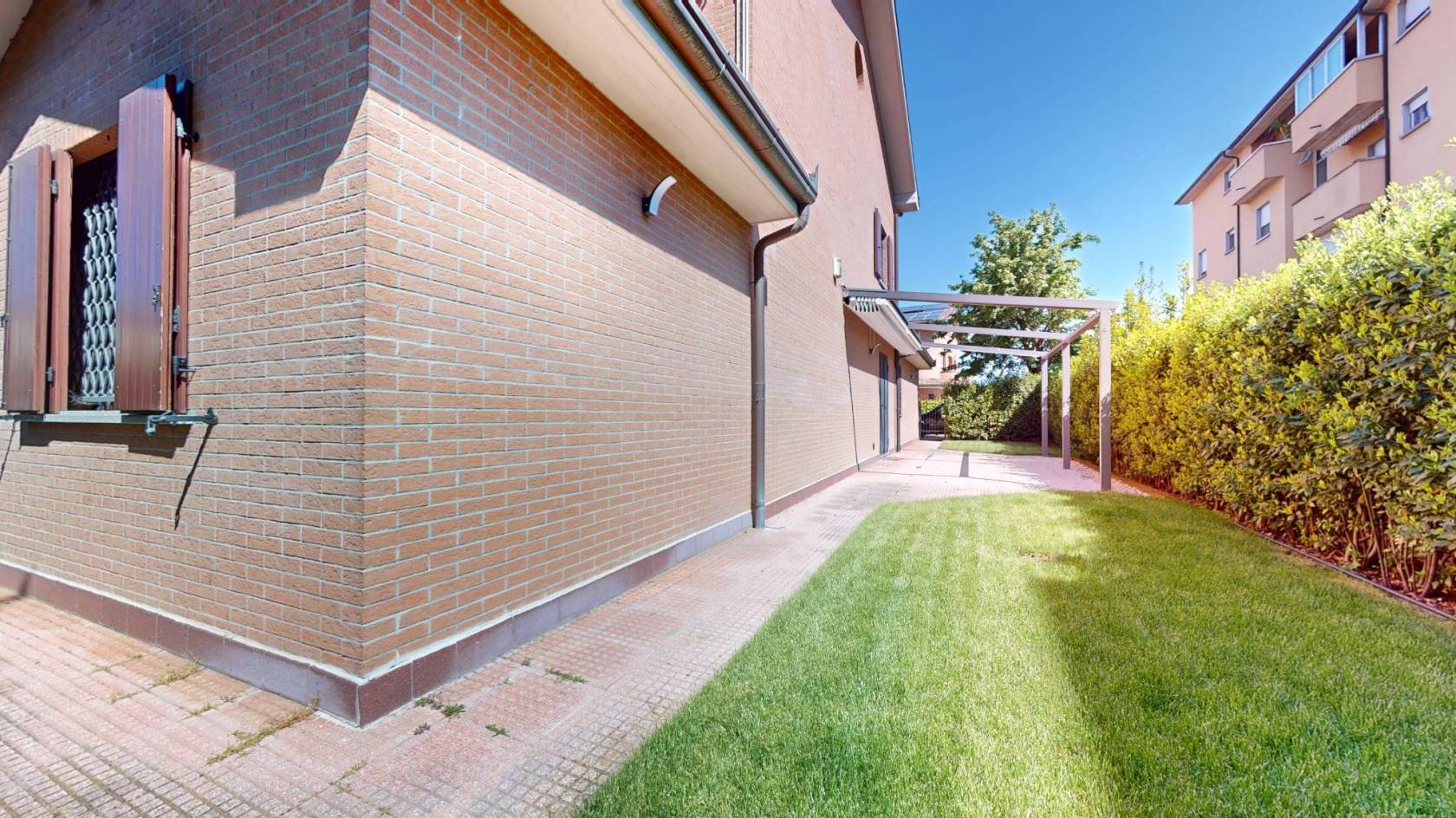 Multi-Family Villa with Large Private Courtyard in Funo di Argelato - 5