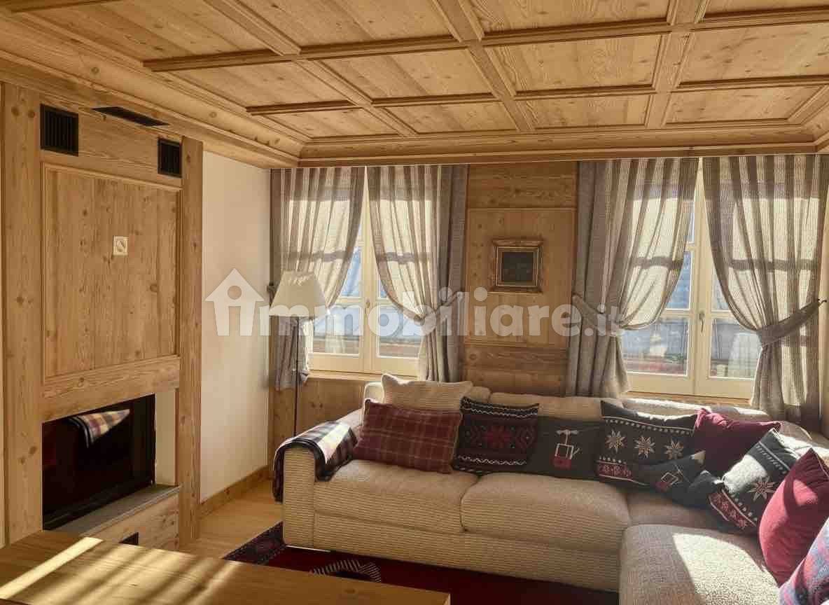 Zrekonstruovaný apartmán s výhledem na Monte Lussari v Camporossu
