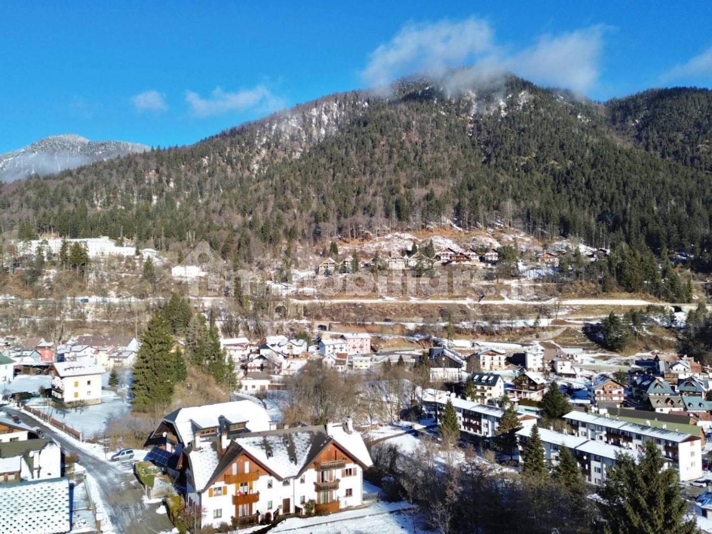 Ground-Floor Apartment with Private Garden in Tarvisio - 2