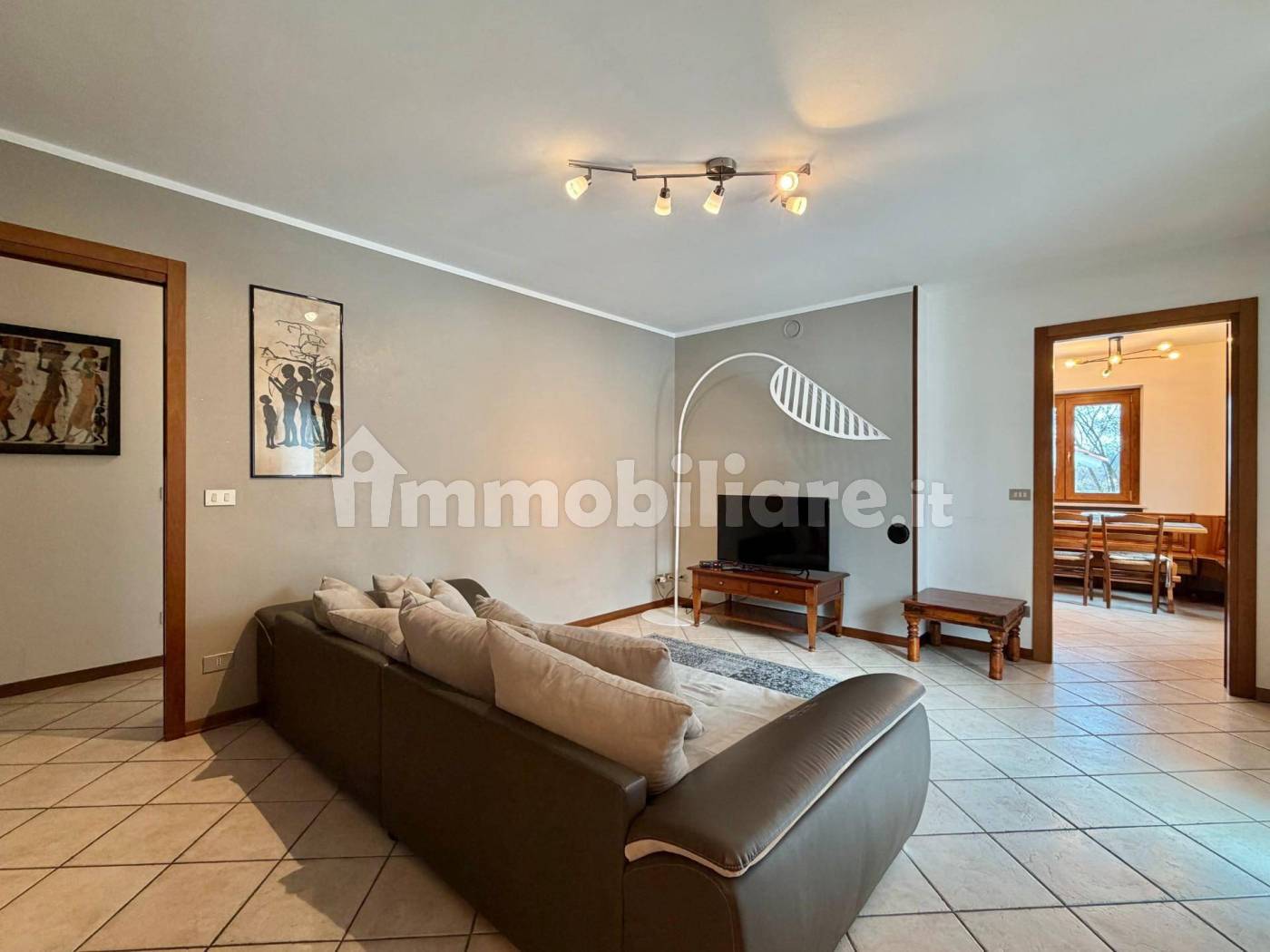 Ground-Floor Apartment with Private Garden in Tarvisio - 5
