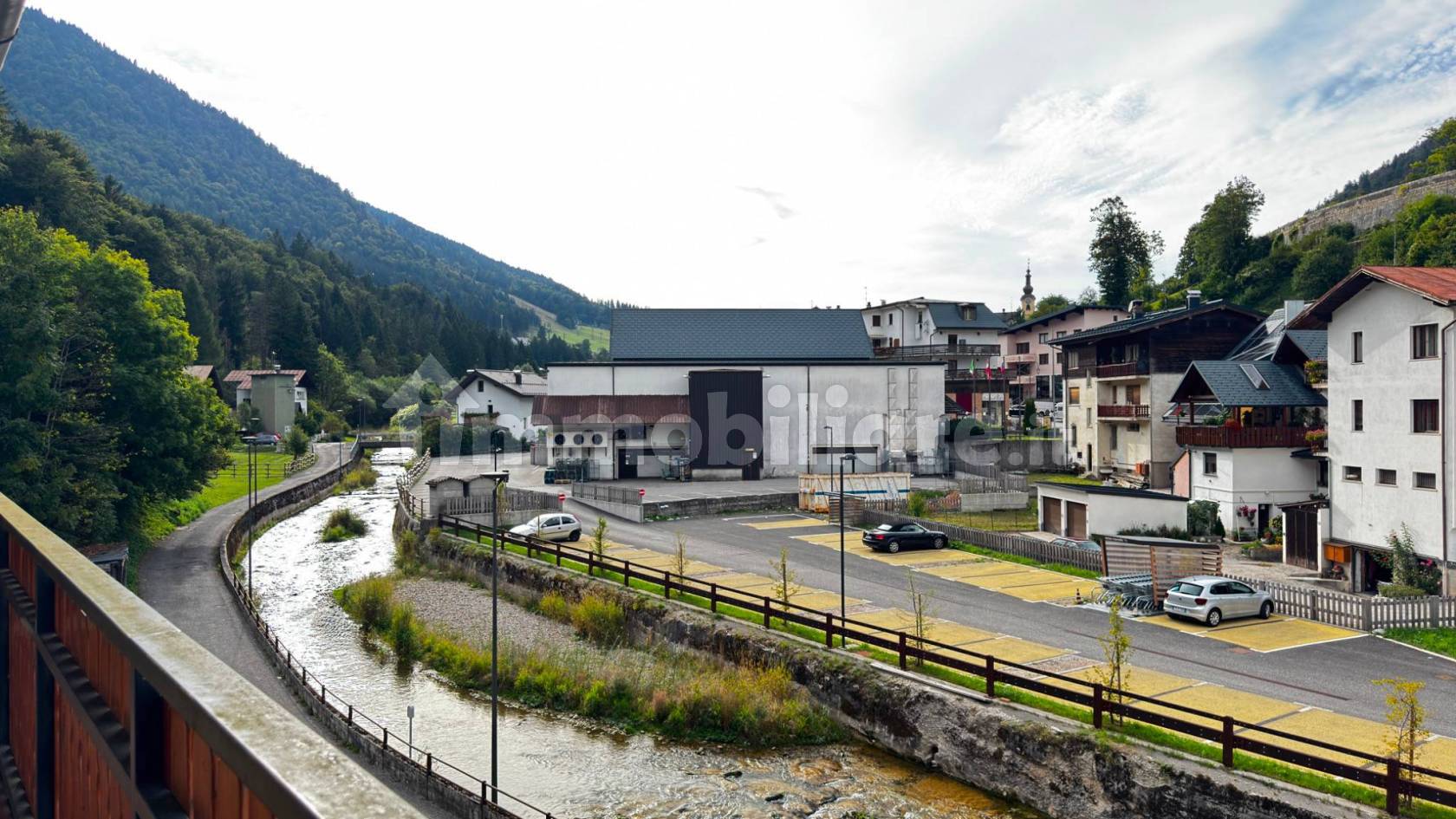 One-Bedroom Apartment with Panoramic Terrace and Garage in Tarvisio - 3