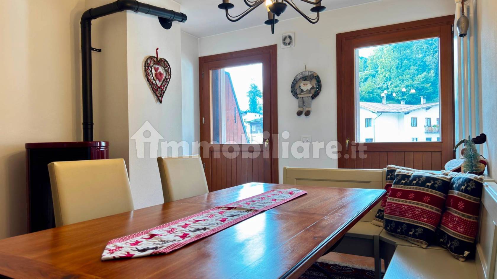 One-Bedroom Apartment with Panoramic Terrace and Garage in Tarvisio - 4