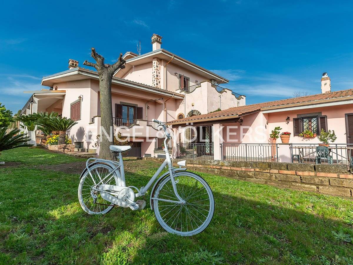Detached Villa in Lanuvio - 5