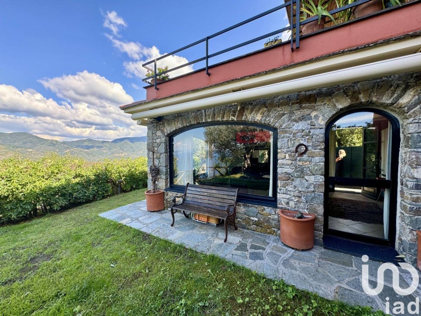 Villa Apartment with Garden and Sea View in Levanto - 2