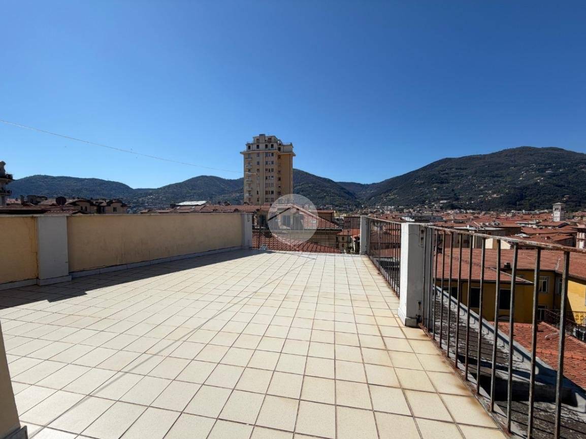 Penthouse with Panoramic Terrace in La Spezia Historic Centre