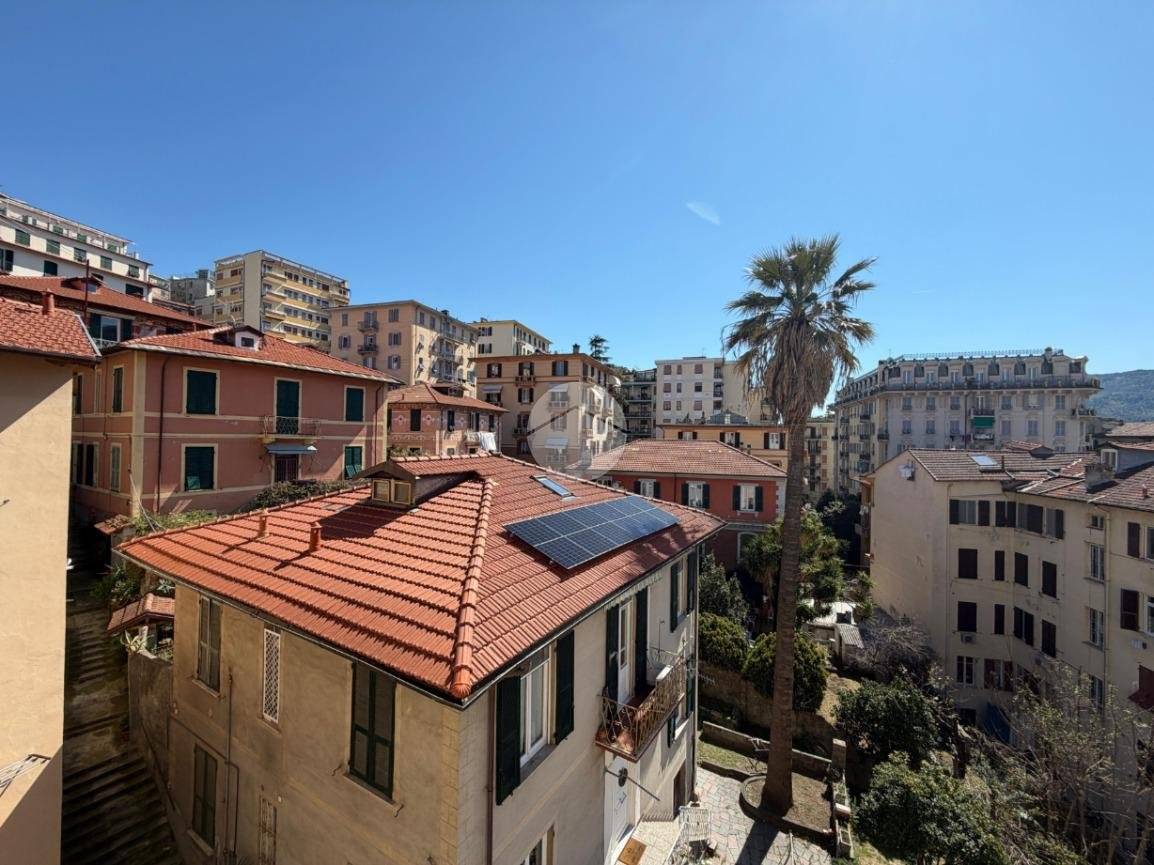 Penthouse with Panoramic Terrace in La Spezia Historic Centre - 3