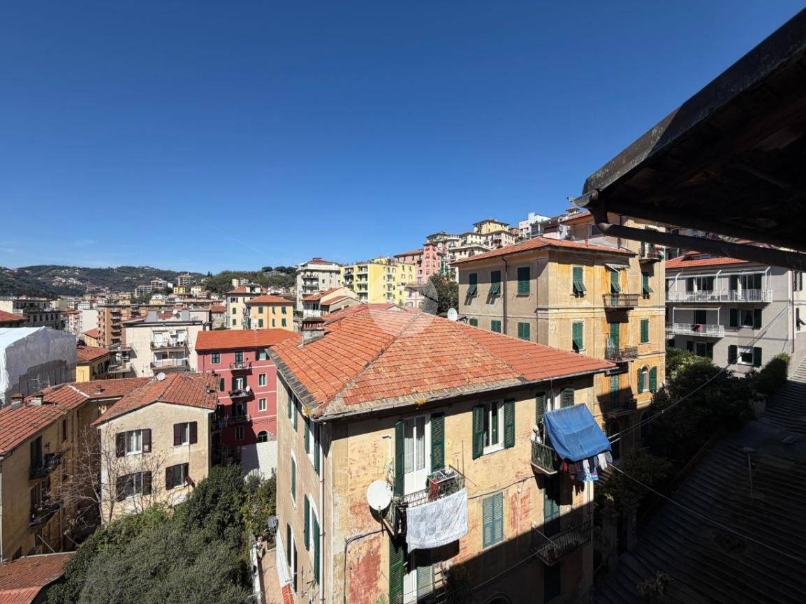Penthouse with Panoramic Terrace in La Spezia Historic Centre - 4