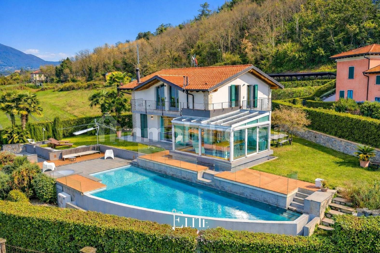 Panoramic Villa with Pool and Lake Maggiore View in Brezzo di Bedero - 2