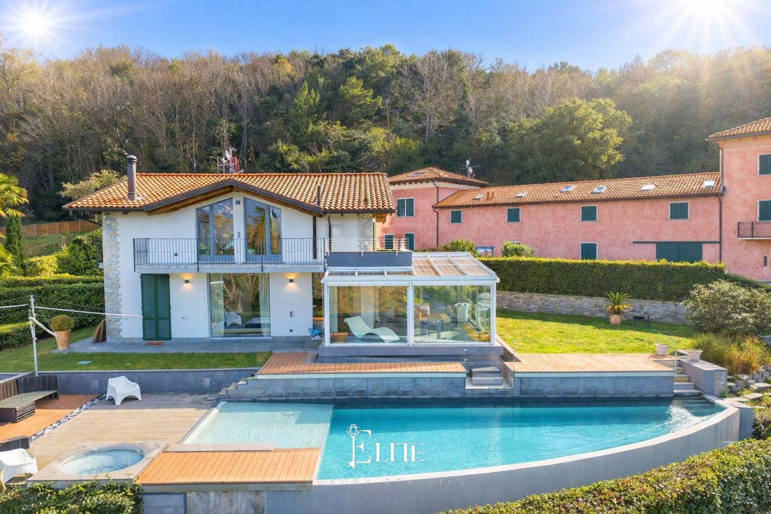 Panoramic Villa with Pool and Lake Maggiore View in Brezzo di Bedero - 3