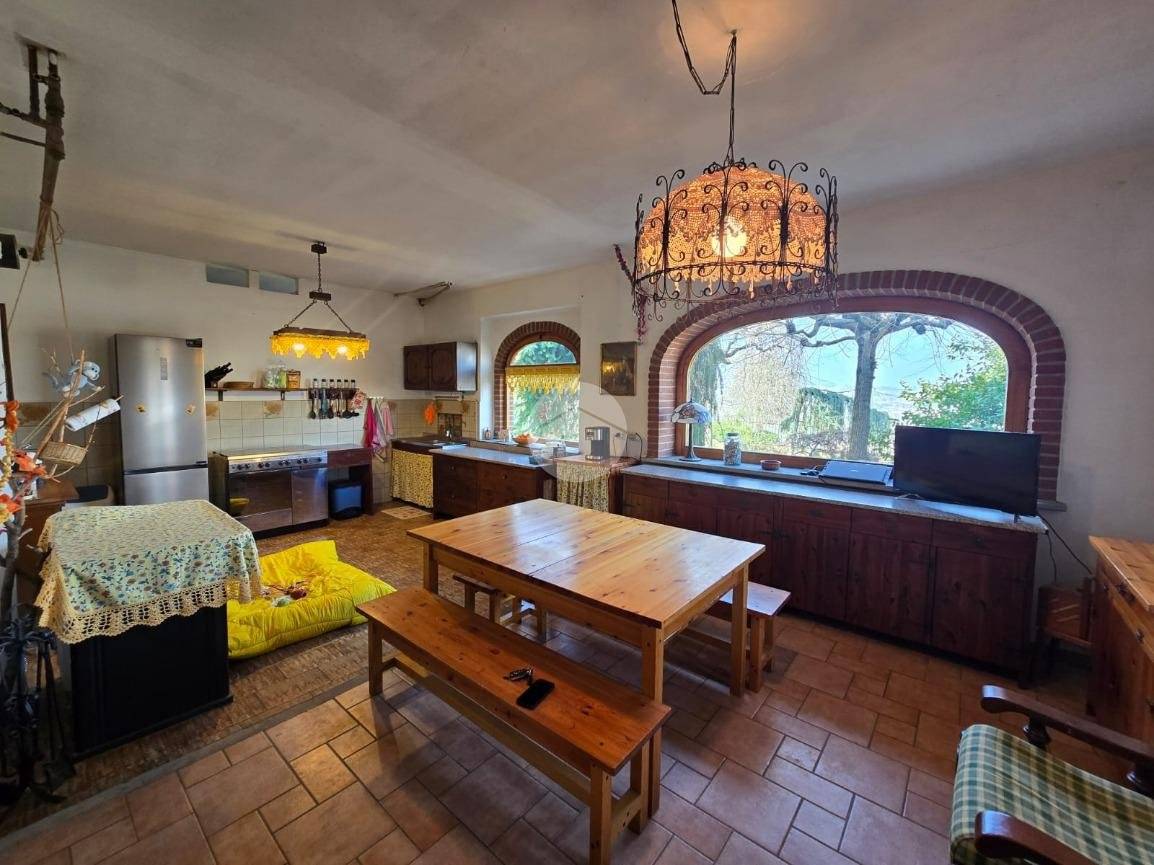 Panoramic Villa Over the Vineyards in Castiglione Tinella - 5