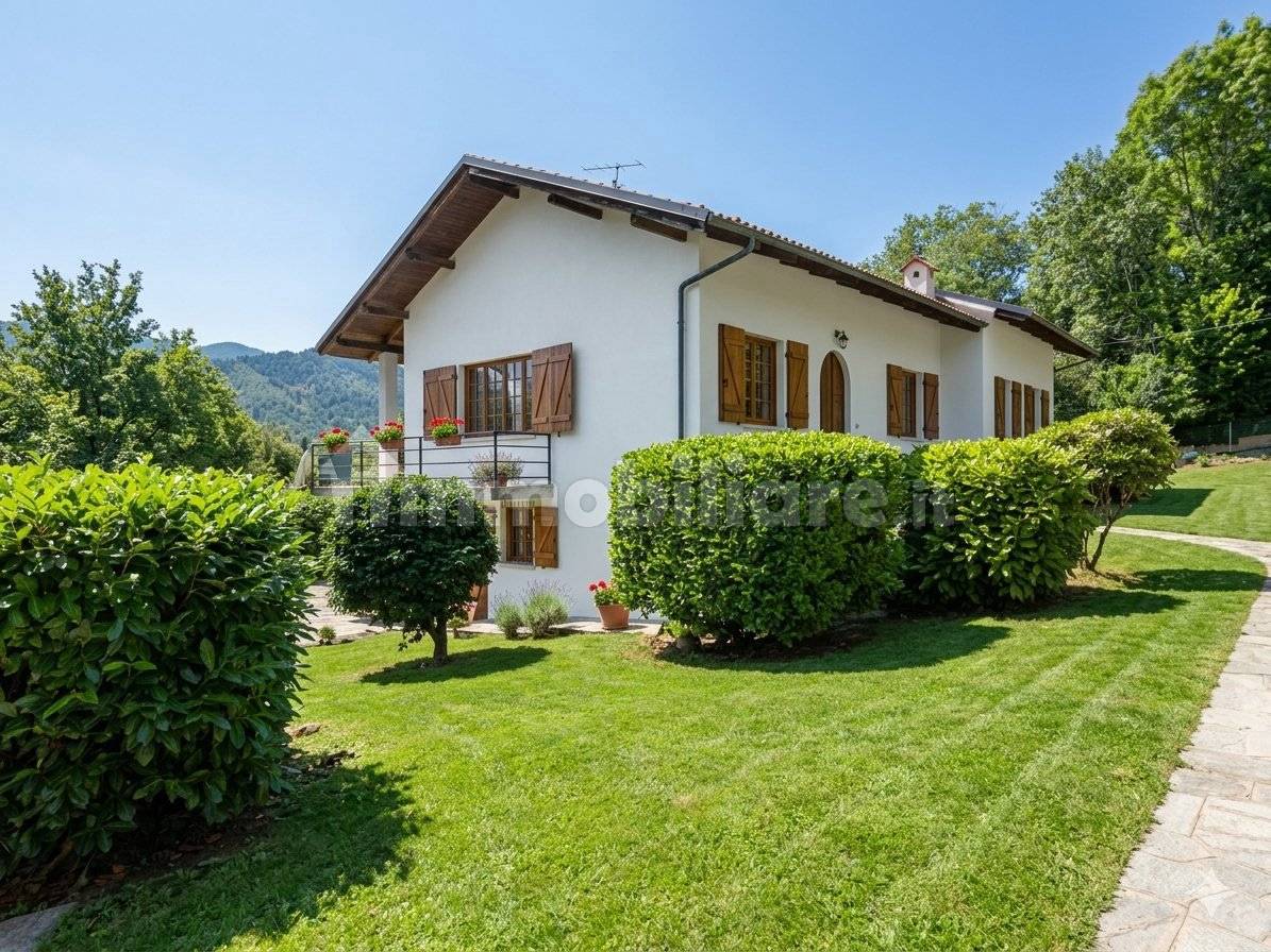 Vila s pozemkem a výhledem v Lanzo Torinese