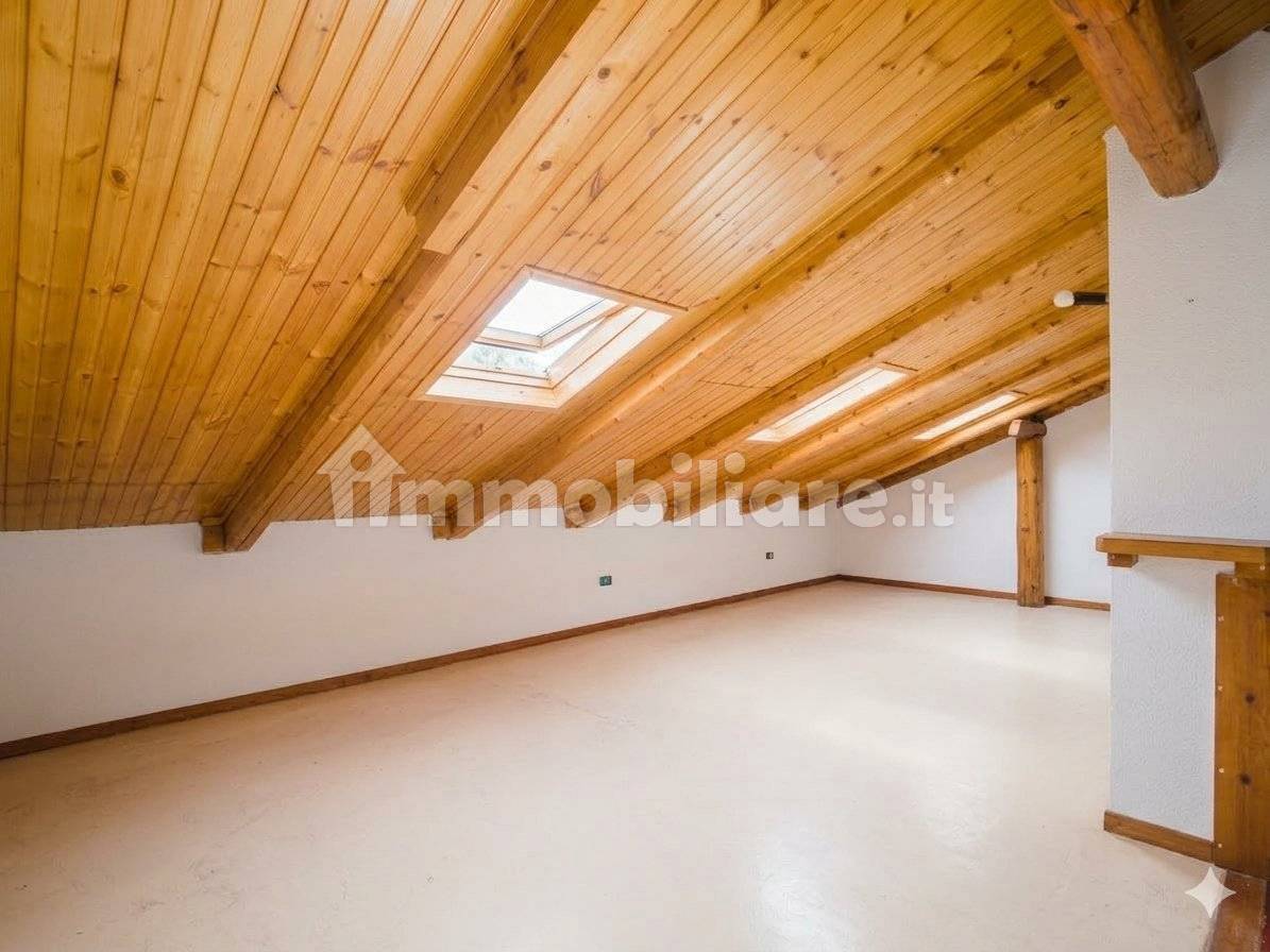 Villa with Land and Views in Lanzo Torinese - 5