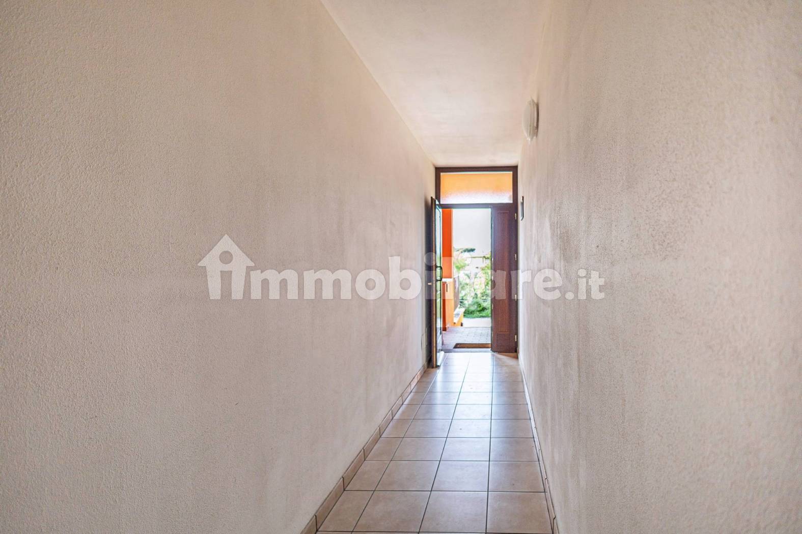 Investment One-Bedroom Apartment in Santa Maria a Monte - 3