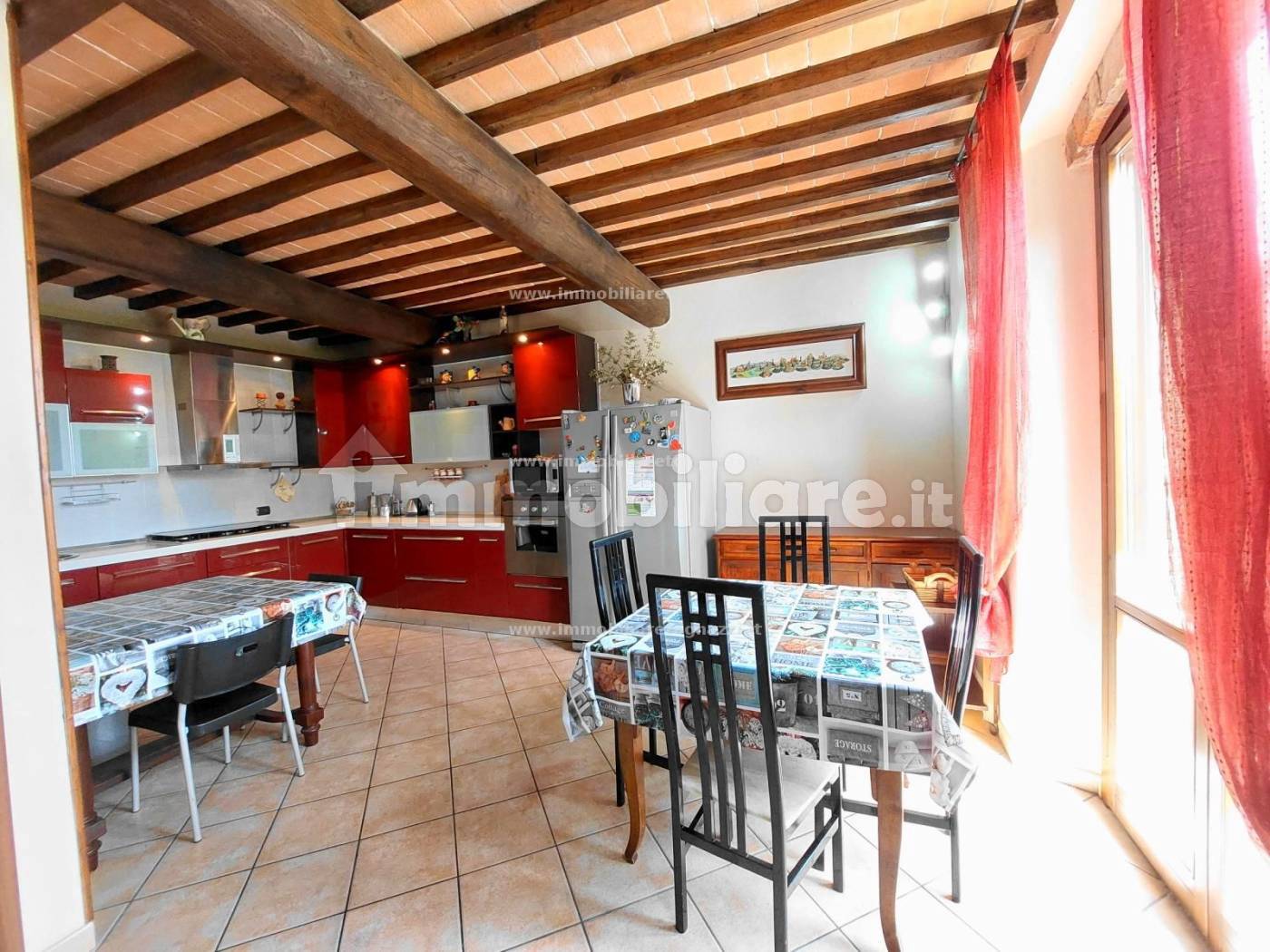 Kamenný dům se zahradou a bazénem u San Gimignana - 4