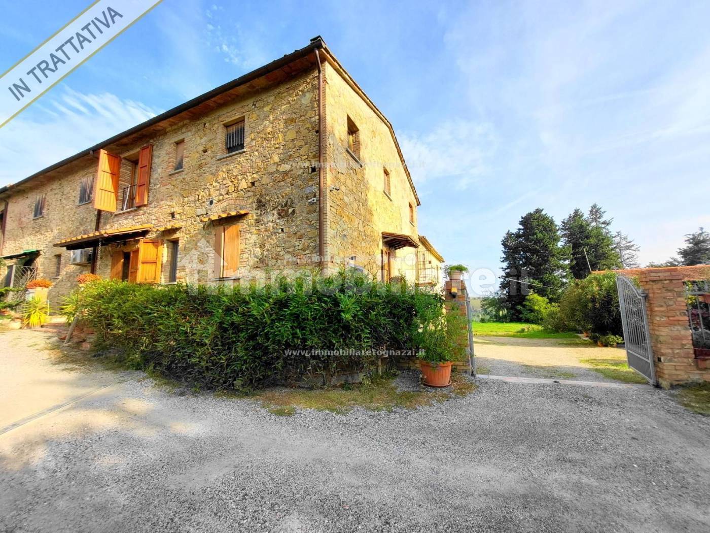 Panoramatický venkovský komplex se dvěma byty v Gambassi Terme