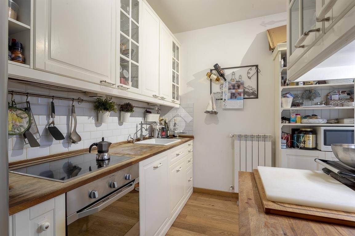 Townhouse with Garage on Via Mannelli in Florence - 2