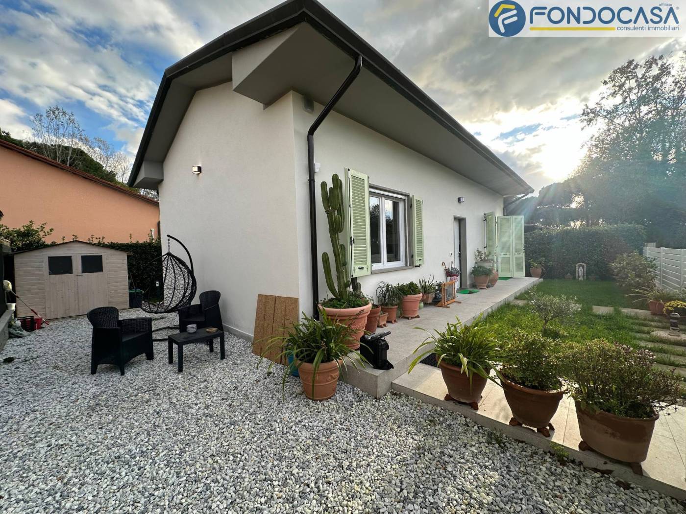 Small Villa in Marina di Ronchi, Massa - 5