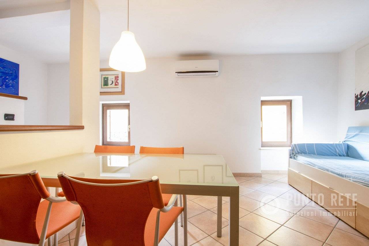 Renovated One-Bedroom Home with Mezzanine in Historic Pescantina - 3