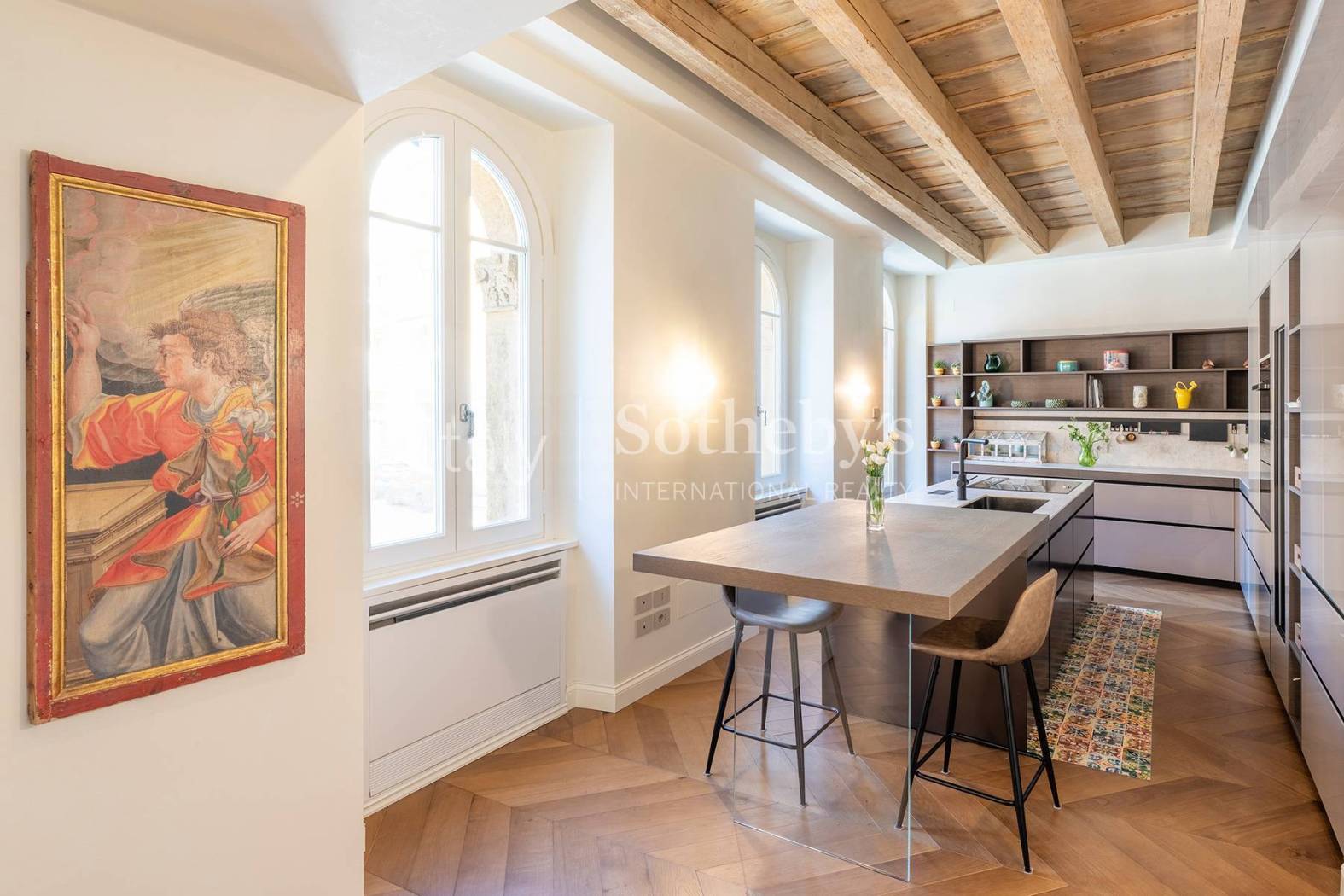 Restored Noble Floor Apartment in Historic Verona Palazzo - 4