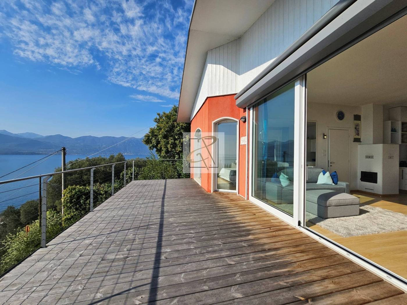 Detached Villa with Lake-View Terrace in Torri del Benaco - 2