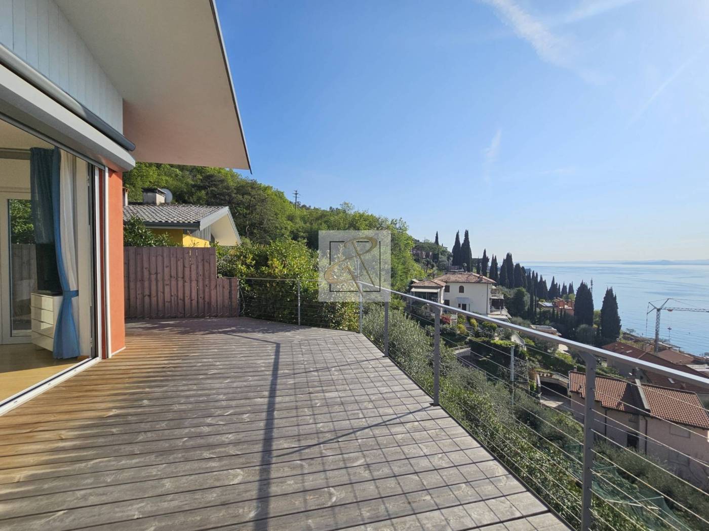 Detached Villa with Lake-View Terrace in Torri del Benaco - 3